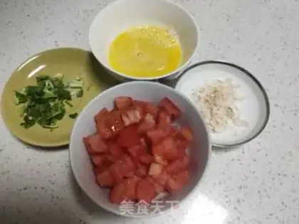 Make Western red soup step 0
