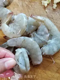 Make Garlic spicy shrimp step 3