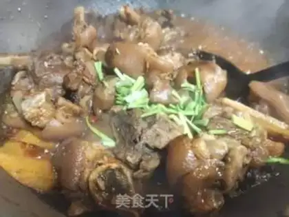 Make Red burning pig hoof step 8