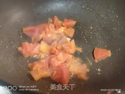 Make Tomato fried eggs step 3
