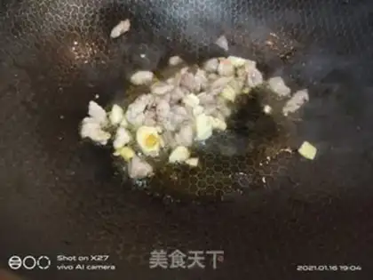 Make Rhodish radish sprouts step 2