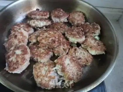 Make Pork radish balls step 16