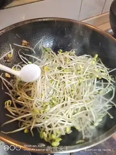 Make Rhodish radish sprouts step 5