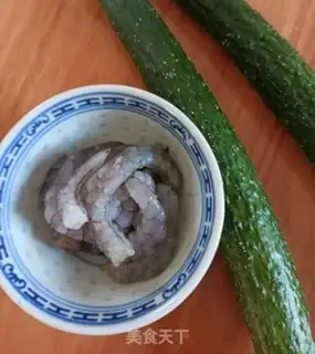 Make cucumber pickled shrimp step 0
