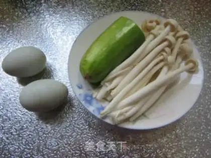 Make The salted duck eggs, the sea mushrooms, the fried sauerkraut step 0