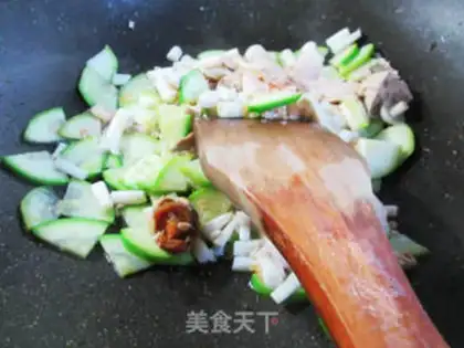 Make The salted duck eggs, the sea mushrooms, the fried sauerkraut step 6