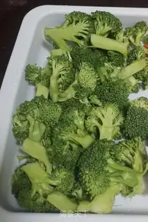 Make Black pepper beef from broccoli step 0