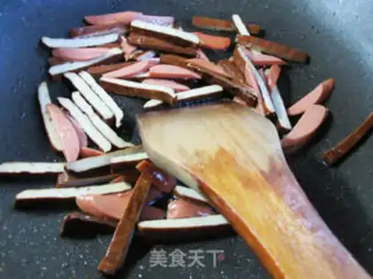 Make Ham sausages and fragrances step 3