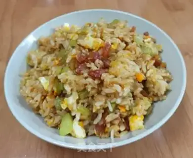 Make Cream sausage egg fried rice step 5
