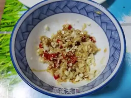 Make Old Beijing chicken roll step 7