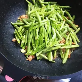Make Pretzels and beans step 6