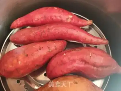 Make Steam potatoes step 1