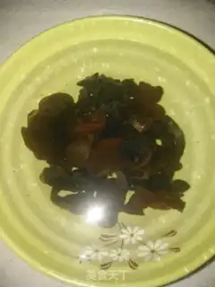 Make The cucumber cucumbers step 0
