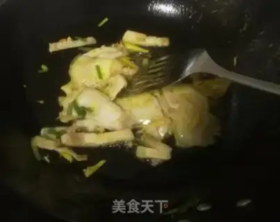 Make Potato-dry fried meat step 6
