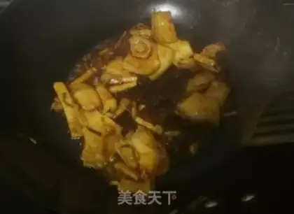 Make Potato-dry fried meat step 7