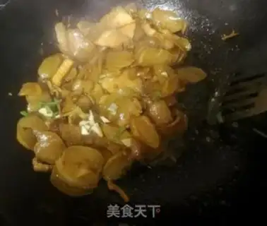 Make Potato-dry fried meat step 9
