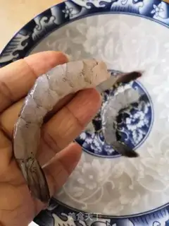 Make Sugar and shrimp step 2