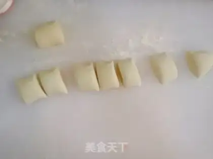 Make Orléans chicken buns step 8