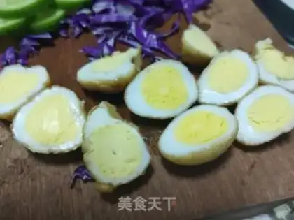 Make A salad bowl step 4