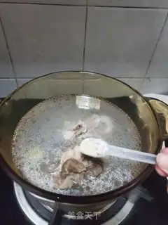 Make Pork bone mustard soup step 3