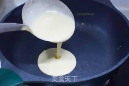 Make Breakfast eggcake step 0