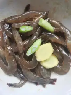 Make Shrimp with oil step 2