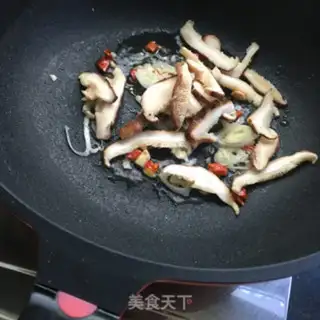 Make Fry mushrooms step 4