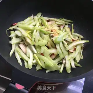 Make Fry mushrooms step 5
