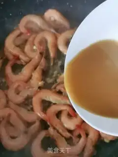 Make Shrimp with oil step 6