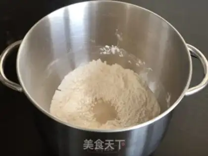 Make Soft, white, light cream step 0