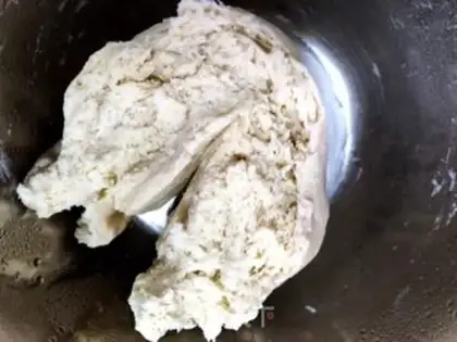 Make Soft Chinese snacks step 1