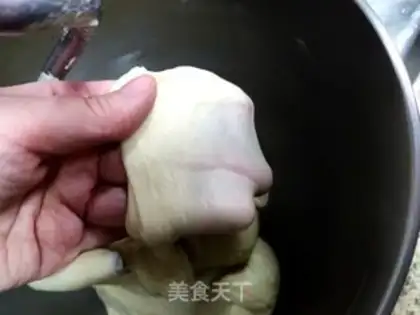 Make Soft Chinese snacks step 5