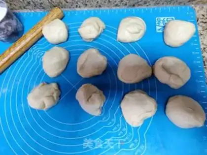 Make Soft Chinese snacks step 6