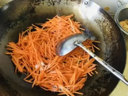 Make Garlic carrots step 3