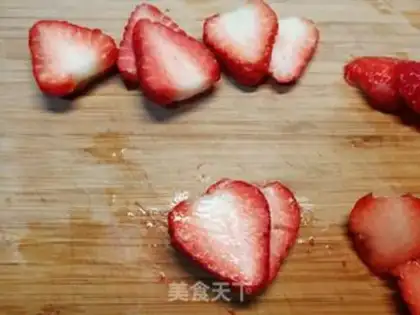 Make Strawberry Juice step 2