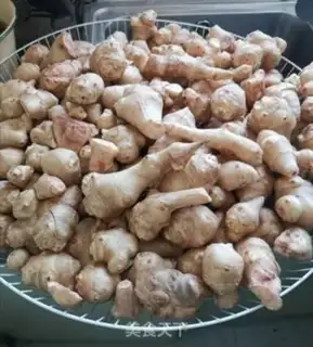 Make Garlic and ginger step 0