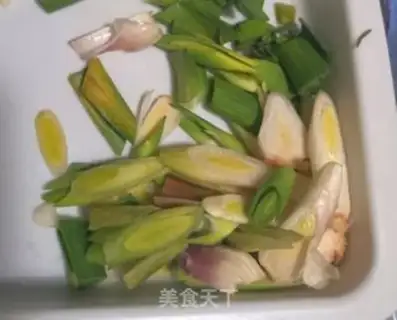 Make Garlic and ginger step 2