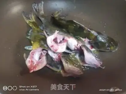 Make Sting fish radish soup step 1