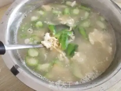 Make Egg melon soup step 2