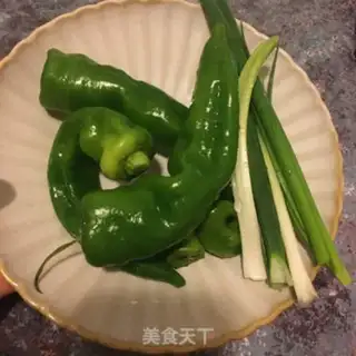 Make Cream pepper fried ridges step 1
