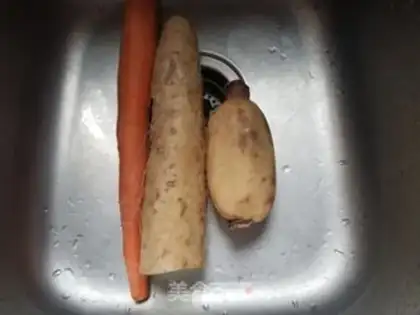 Make ♪ Loong Shan medicine carrot soup ♪ step 0