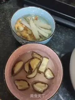 Make Seafood porridge step 1
