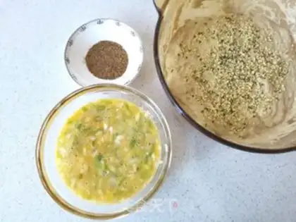 Make Pyramid eggs onions step 5