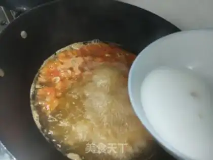 Make Tomato spinach egg soup step 8