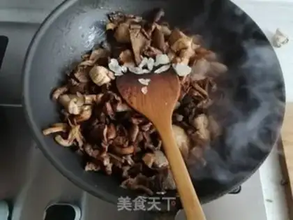 Make Yuen mushroom meat step 4