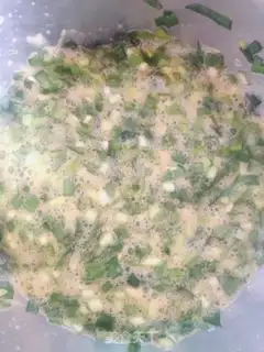 Make Scrambled eggs step 2