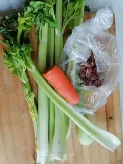 Make Celery beef step 0