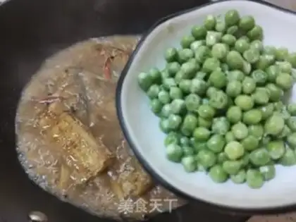 Make Red-fried fish step 17