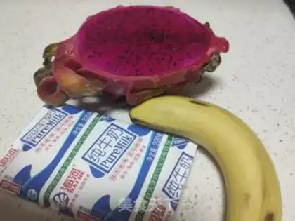 Make Banana dragon milkshake step 0