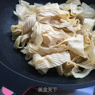 Make Spicy protein and cabbage step 4